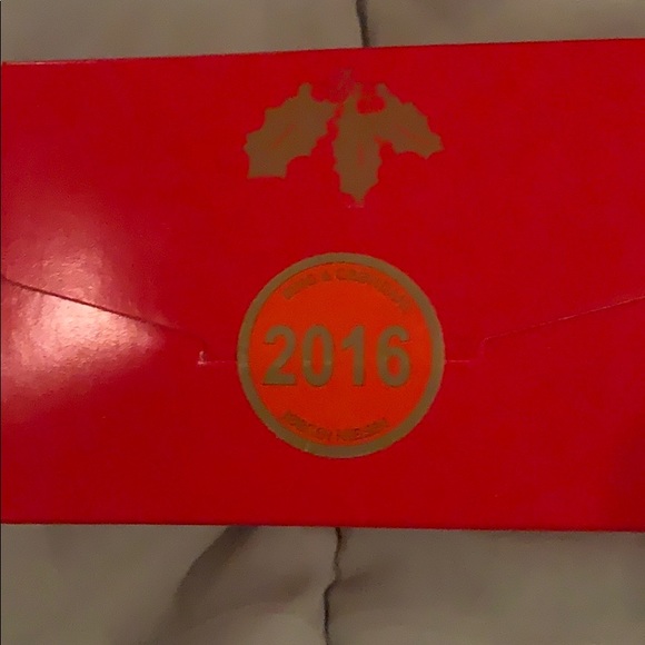 Royal Copenhagen Bing&Grondahl Christmas Drop 2016 - Picture 3 of 4